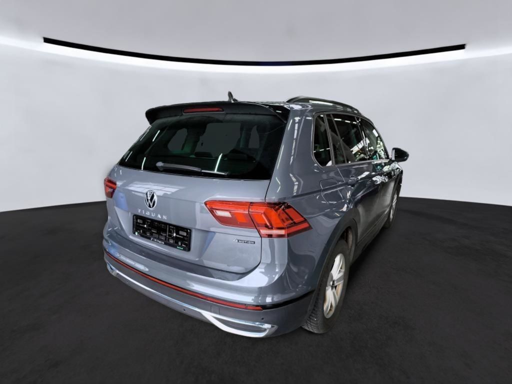 Volkswagen Tiguan Life Urban Sport 4M DSG*PANO*CAM*LED*HUP*