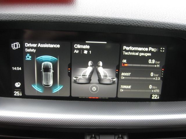 Fahrzeugabbildung Alfa Romeo Stelvio Veloce 2.2 16V AWD + Allrad + Panorama