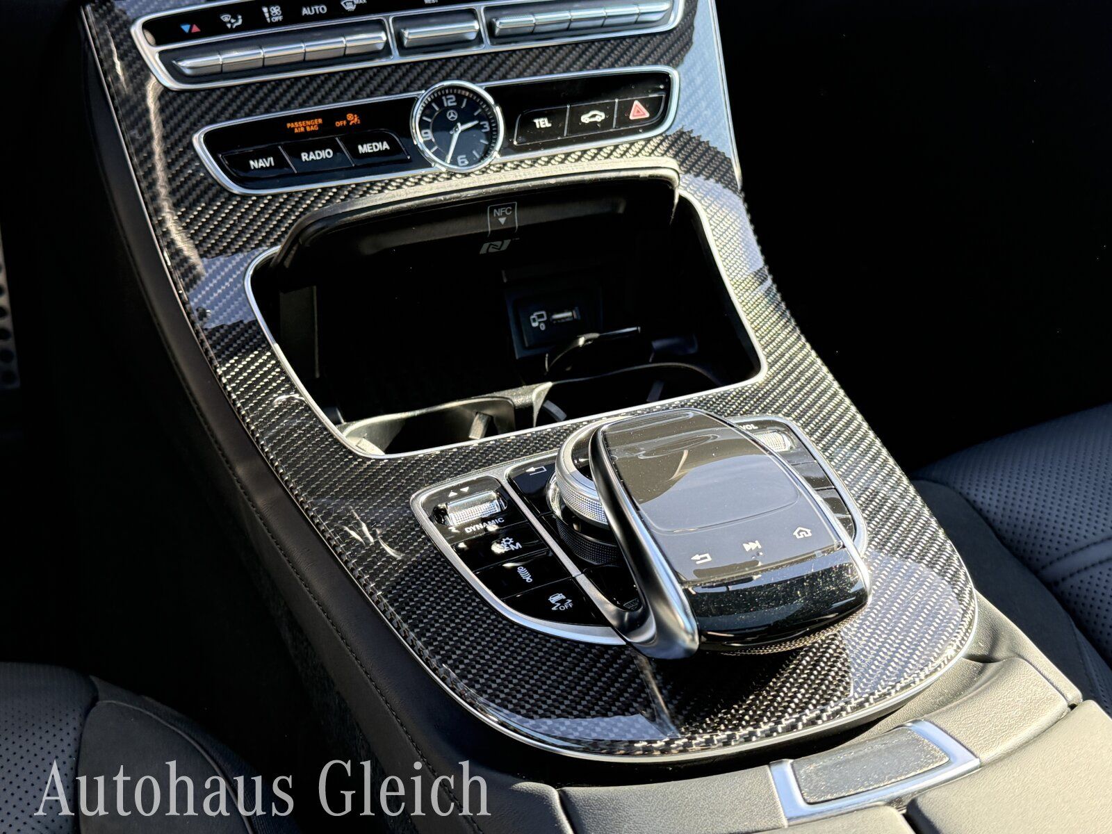 Fahrzeugabbildung Mercedes-Benz Mercedes-AMG E 53 4MATIC+ T-Modell MultiBeam/AMG