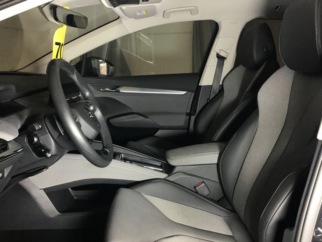 Fahrzeugabbildung Skoda Enyaq 60 Wärmepumpe/Navi/SHZ/Kamera/ACC/Keyless