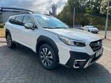 Subaru OUTBACK Outback Platinum MJ 25 - weiße Subaru Outback