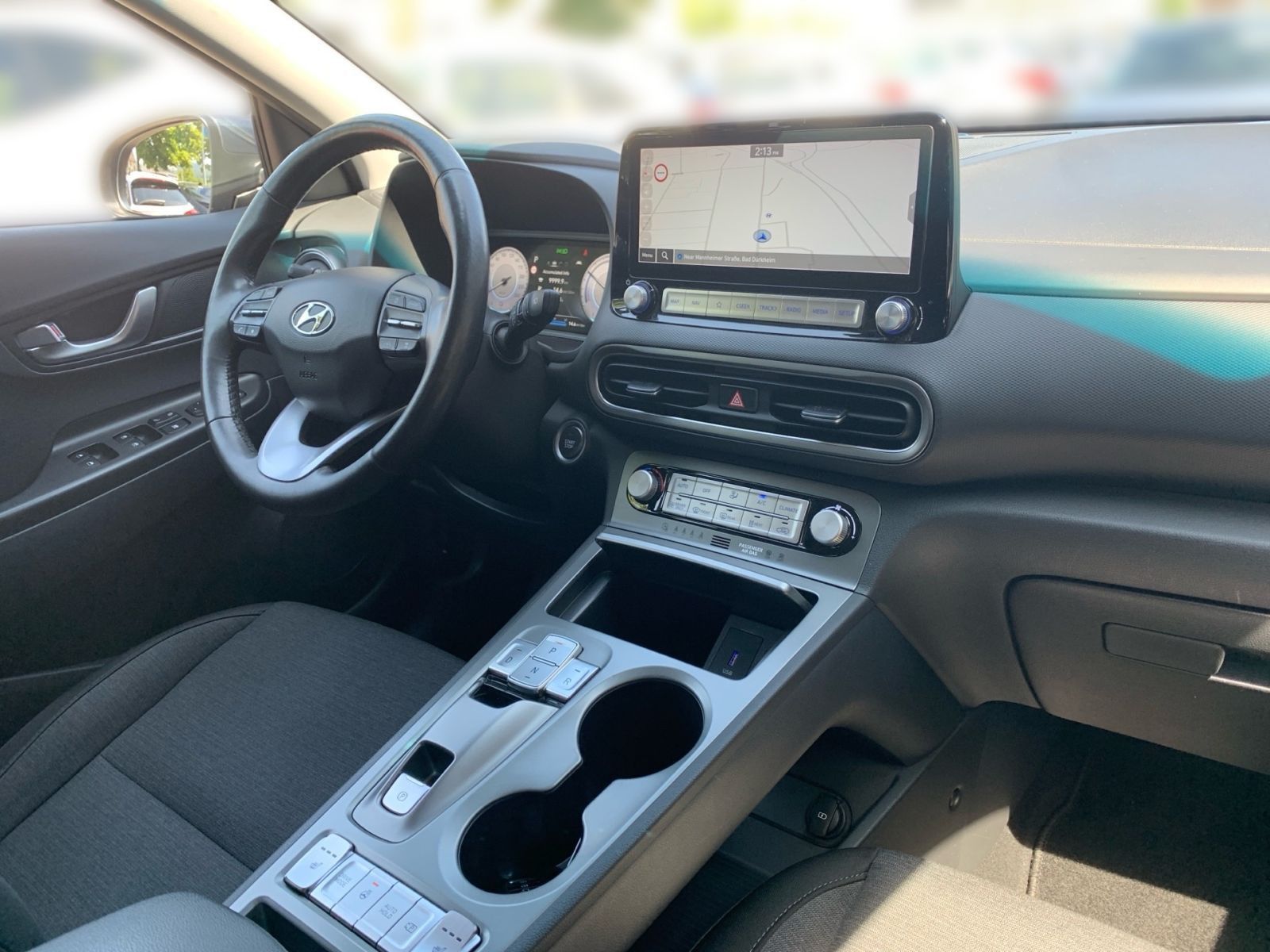 Fahrzeugabbildung Hyundai KONA Trend Elektro 64 kWh Navi Assistenz-Pak. 1H