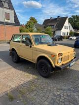 Lada Niva 4x4 49000km - Lada aus 2010