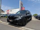 BMW X5 M60 i xDrive H&K Pano 1.Hand FINANZIERUNG - schwarze BMW X5 M60