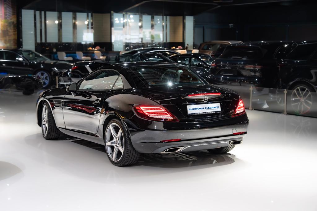 Mercedes-Benz SLC 300