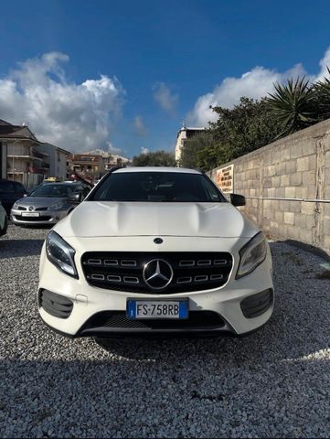 MERCEDES-BENZ Mercedes-benz GLA 200 d Automatic 4Matic Premium