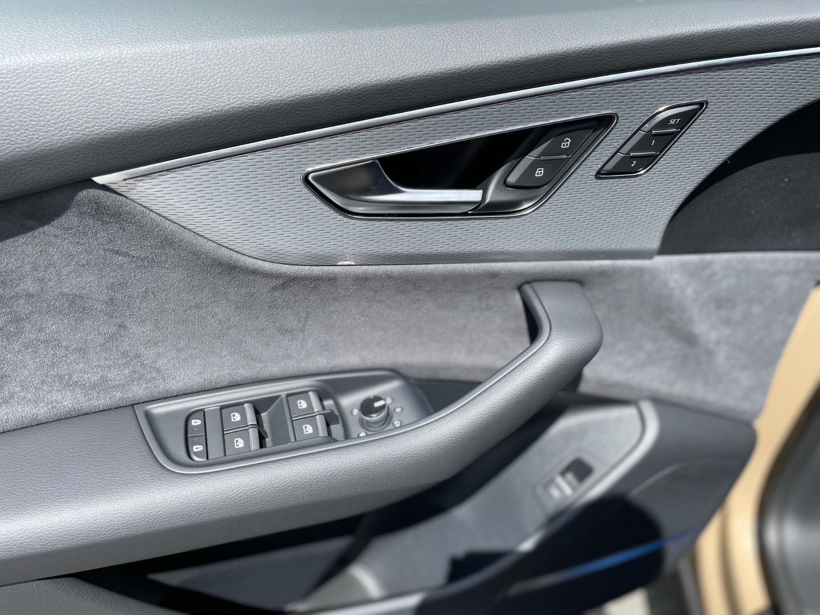 Fahrzeugabbildung Audi Q8 50 TDI Facelift |SLine|HUD|Softclose|23"|B&O|
