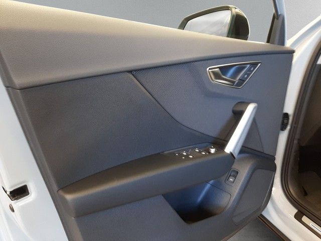 Fahrzeugabbildung Audi Q2 advanced 35TFSI S-tronic AHK Navi Kamera