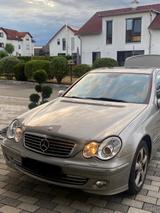 Mercedes-Benz C 230 AVANTGARDE Automatik