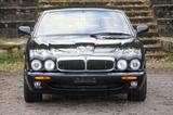Jaguar XJ 4.0 Executive 2 Jahre Garantie - Jaguar XJ Executive mit Benzin-Antrieb