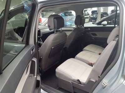 Touran 1.5 TSI COMFORTLINE 7-SITZE KAMER+AHK+DCP