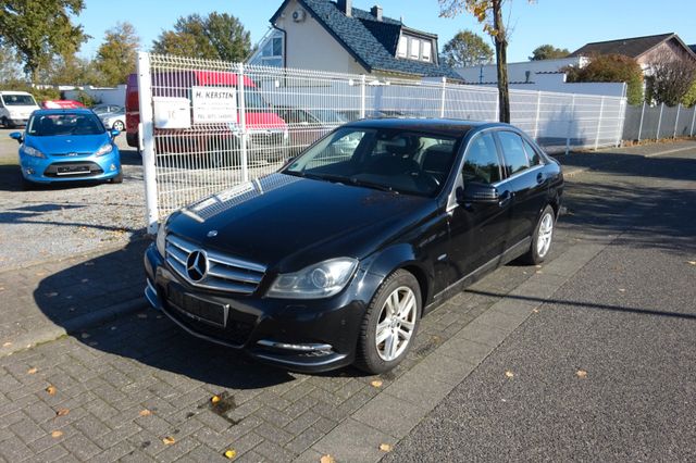 Mercedes-Benz C 200 CDI  AVANTGARDE +XENON +SHZ +8-FACHBEREIFT