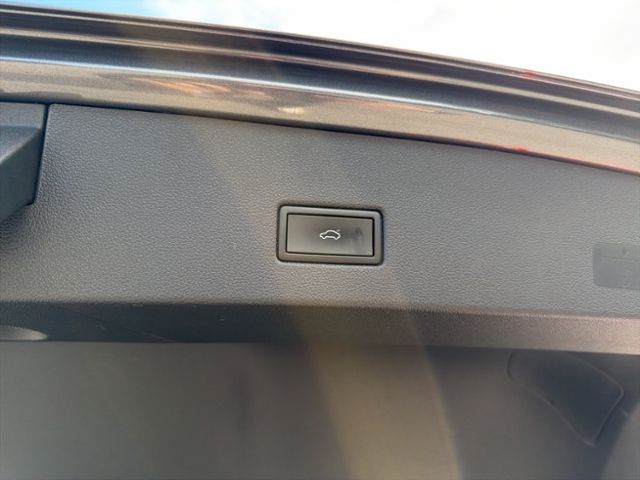 T-Roc SPORT 1.5 R-LINE TSI DSG NAVI ACC AHK LED