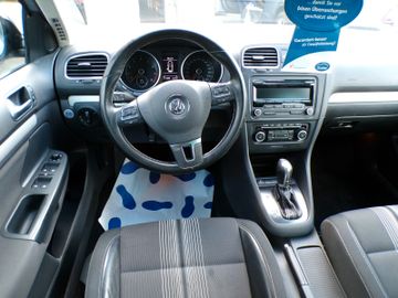 Volkswagen Golf - 10