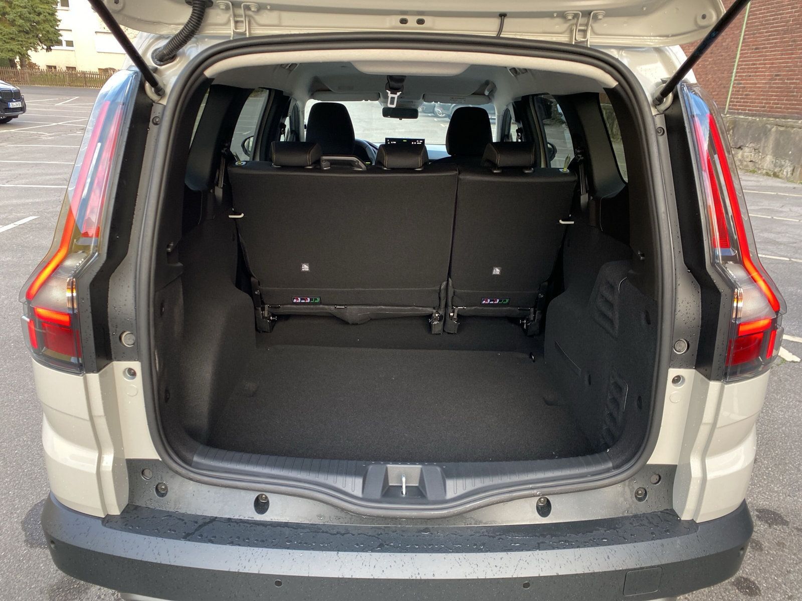 Dacia Jogger - Bild 8