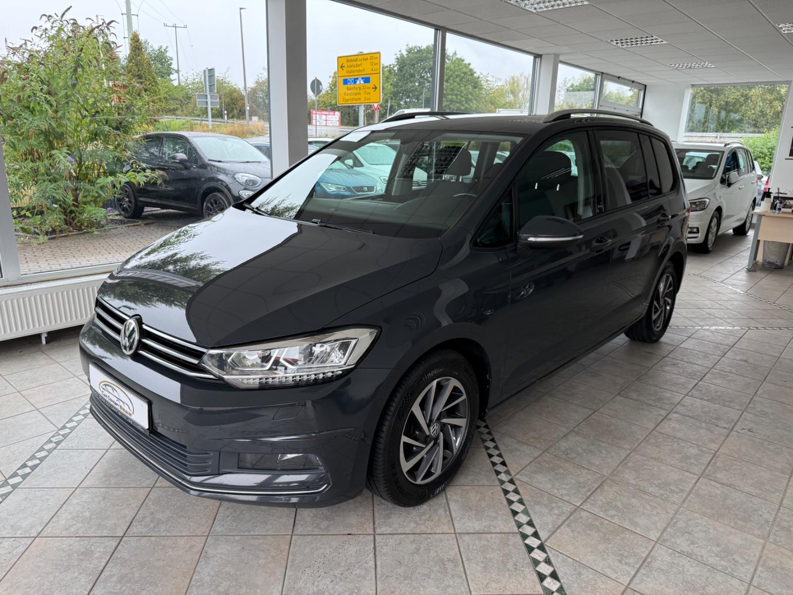 Volkswagen Touran Sondermodell Sound BMT AHK 1.HD MWST ACC