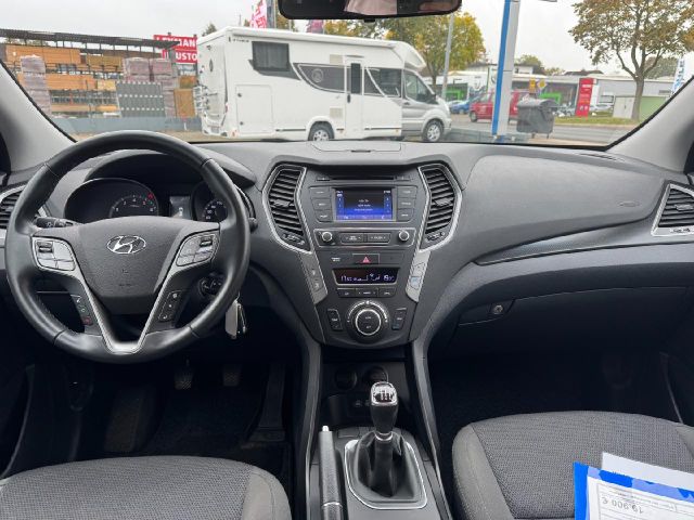 Hyundai Santa Fe Family 2WD