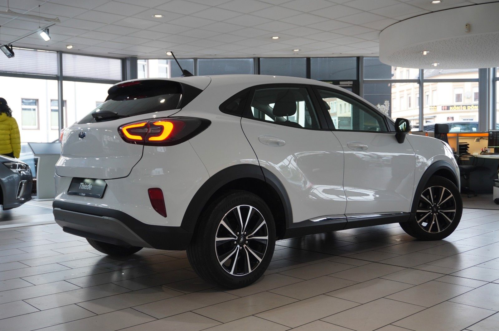 Fahrzeugabbildung Ford Puma 1.5D TITANIUM NAVI/LED/SHZ/TEMP./PDC/DAB+