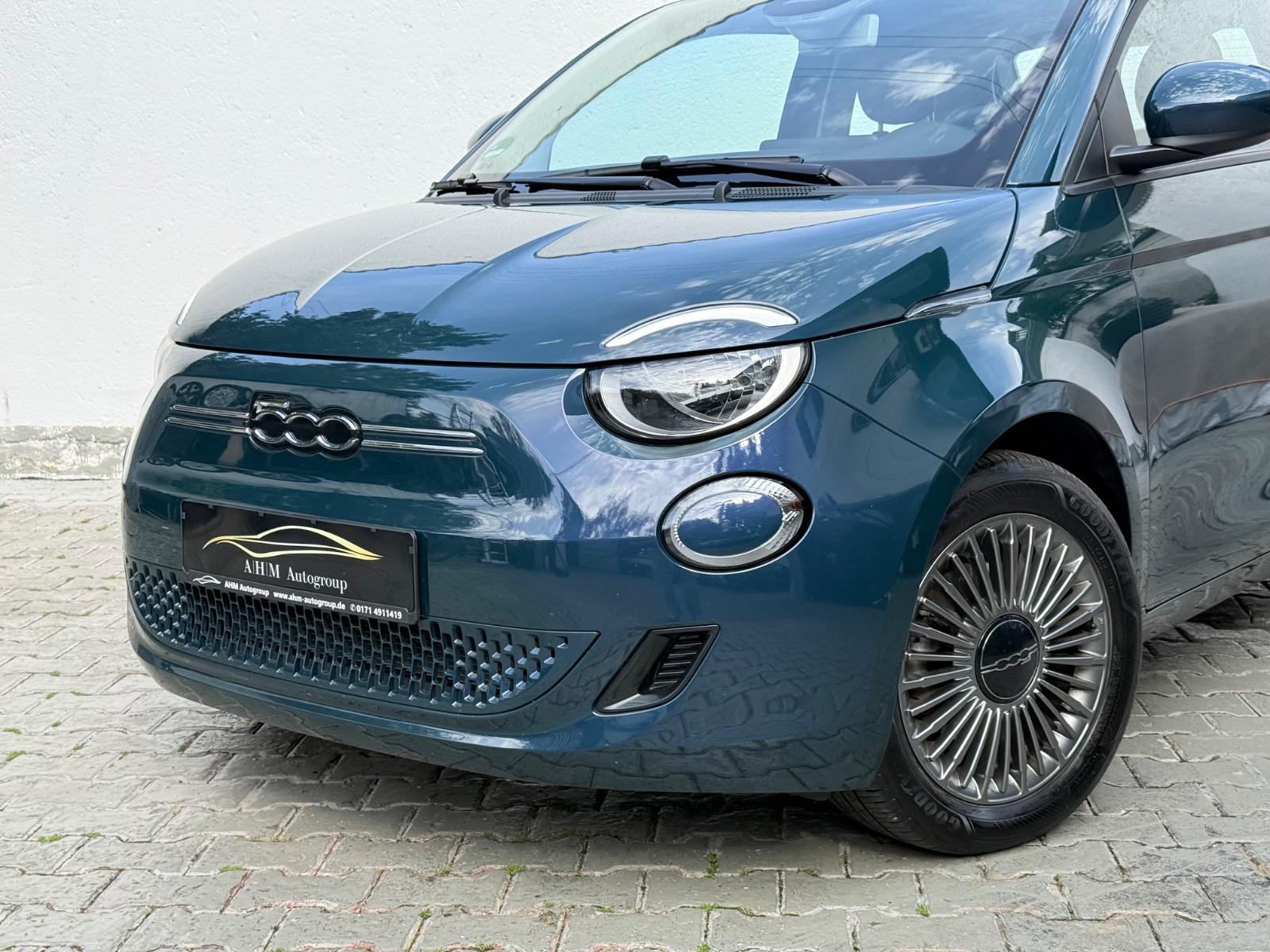 Fiat 500e Icon 1.Hand/42 kWh/Kamera/Navi/Keyless/DAB+