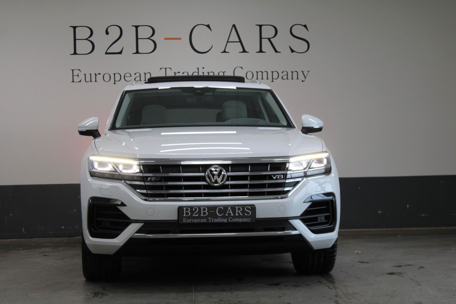 Volkswagen Touareg 4.0 V8 TDI | R-line | Dach | Voll!! imagem 2