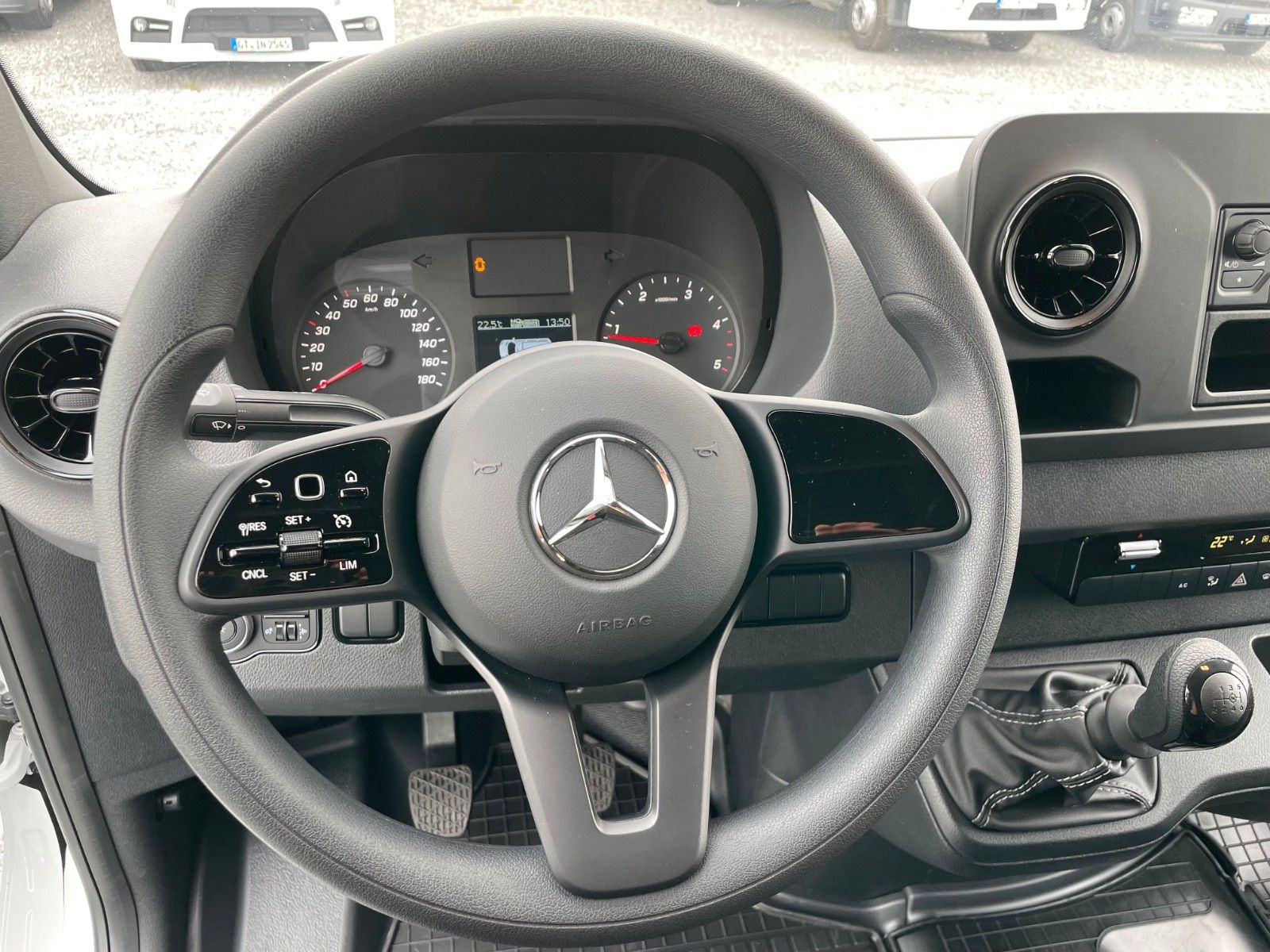 Fahrzeugabbildung Mercedes-Benz Sprinter III 317 CDI  L3 H2 Klima