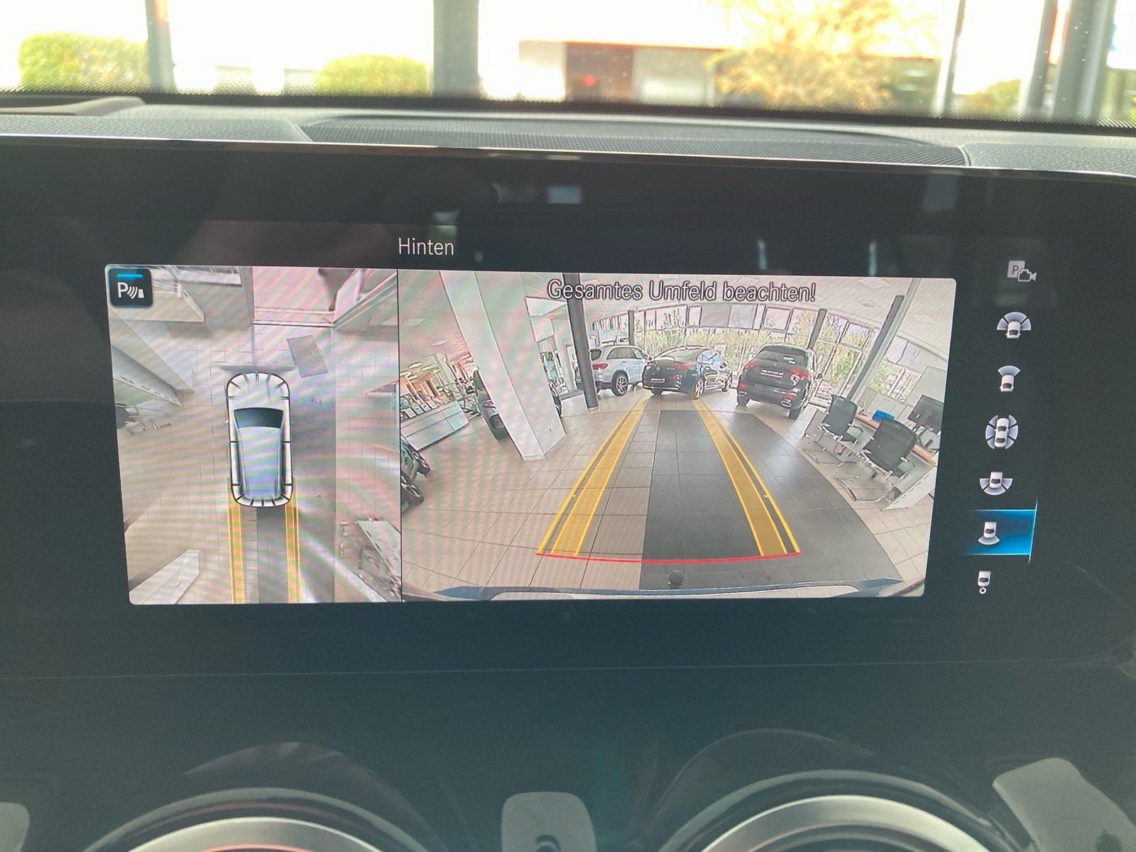 Fahrzeugabbildung Mercedes-Benz GLB 220 d 4M AMG*STDHZG*AHK*Distro*Burm*HUD*360*