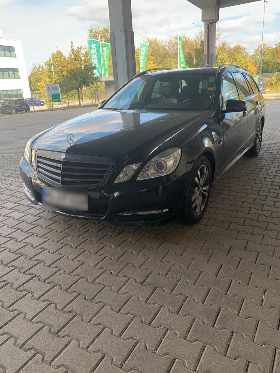 Mercedes-Benz E 200