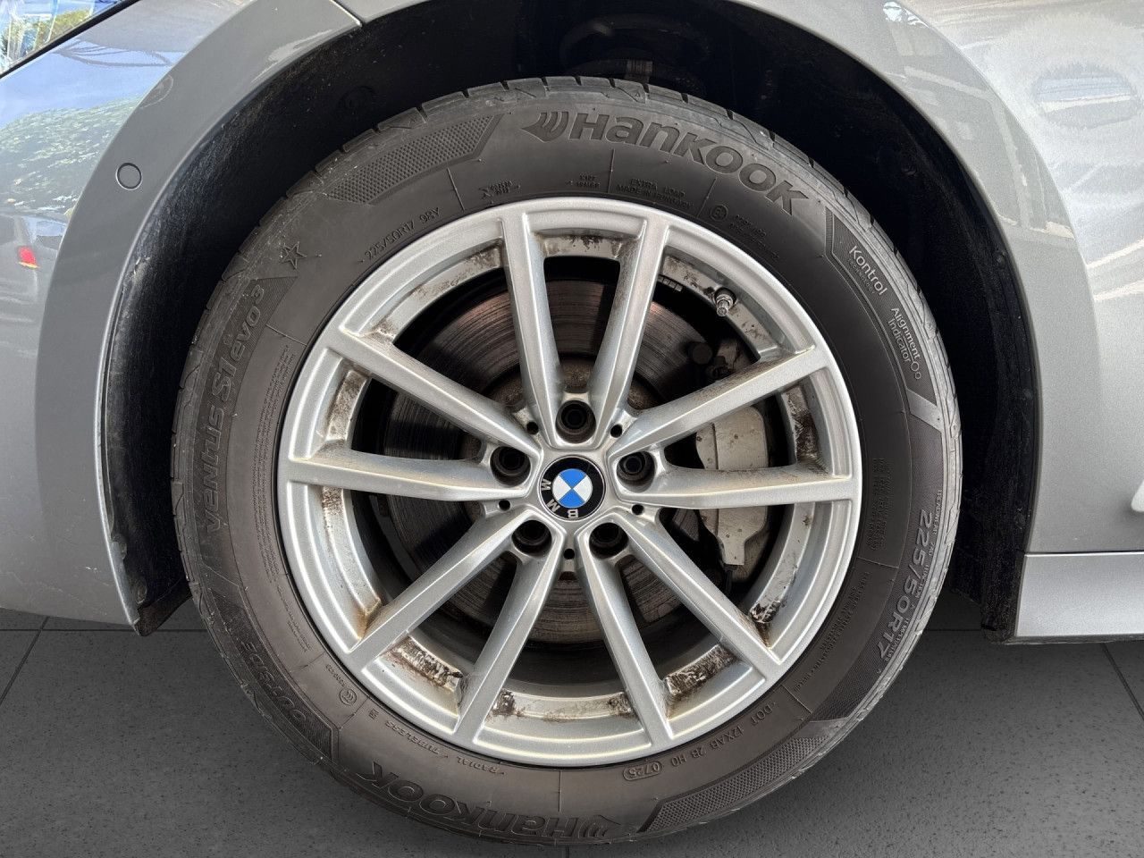 BMW 330 - Bild 20