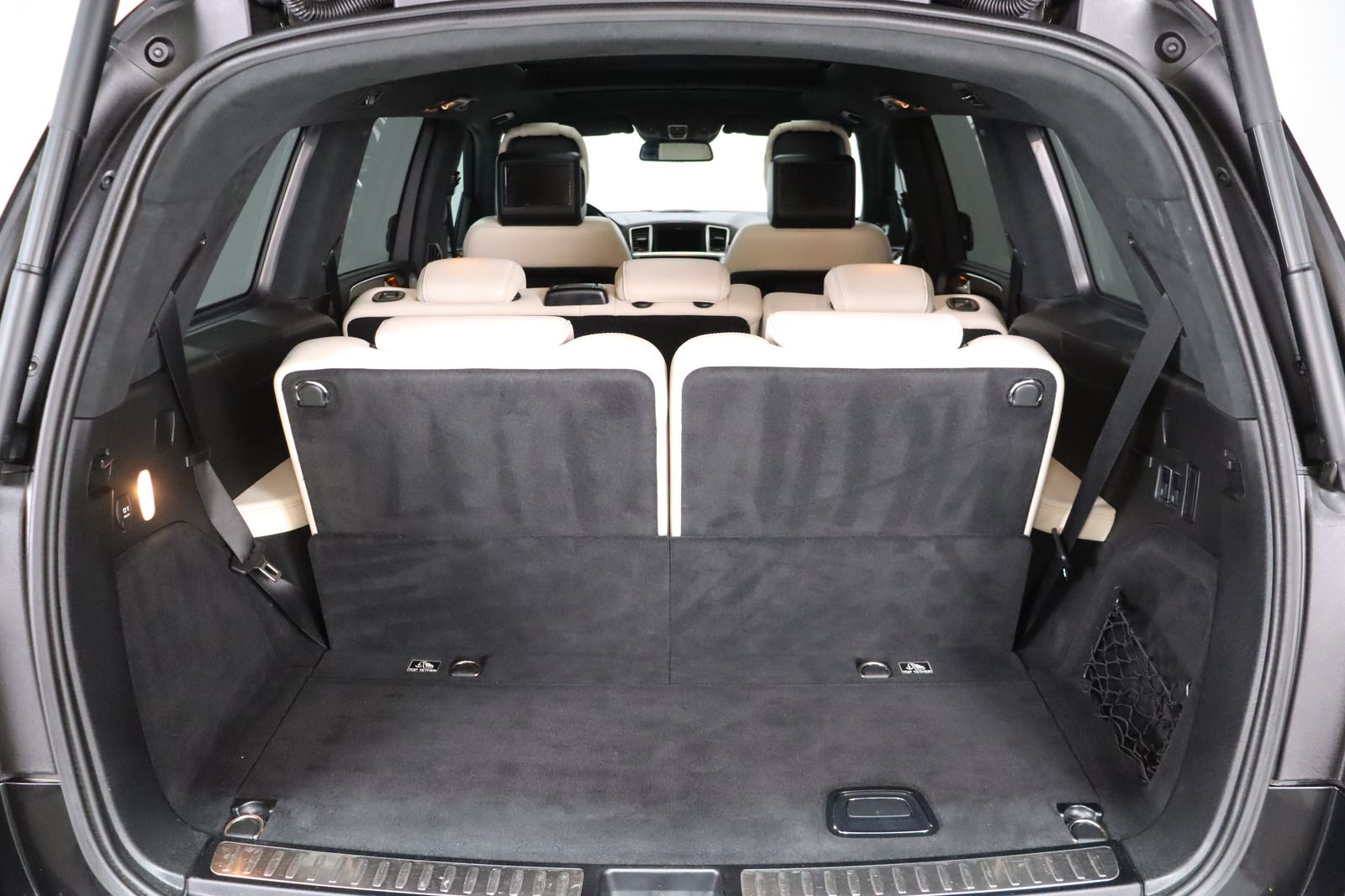 Fahrzeugabbildung Mercedes-Benz GL 350 d 4Matic DIS FOND Desingno Pano * 7. Sitz