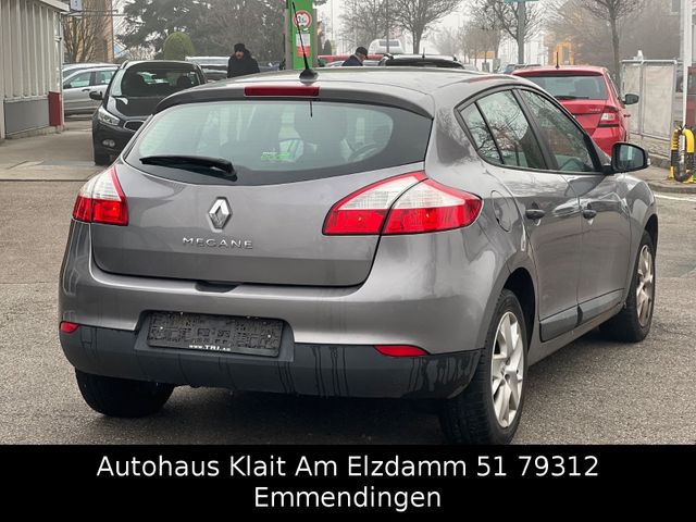 Fahrzeugabbildung Renault Megane III Lim. 5-trg. Tomtom Edition