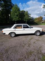 Mercedes-Benz 240 - Mercedes-Benz 240 aus 1980