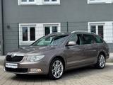 Skoda Superb Combi Elegance/SEHR GUTE AUSTTATTUNG - Skoda Superb: Combi Elegance
