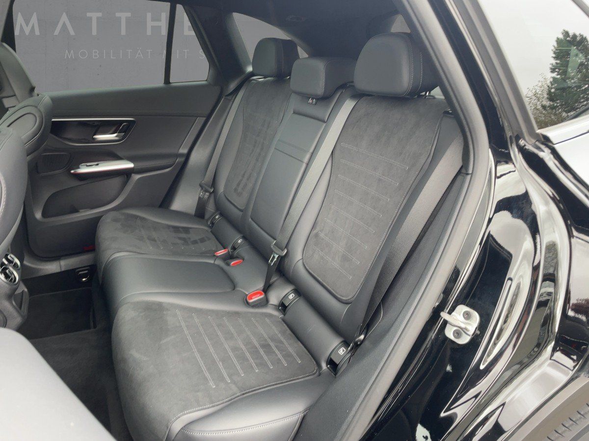 Fahrzeugabbildung Mercedes-Benz GLC 220 d 4M AMG/Night/Pano/Kamera/AHK
