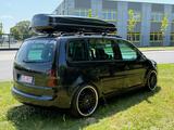 Volkswagen Touran 2.0 TDI Highline Highline - gebrauchte Volkswagen Touran aus dem Jahr 2004