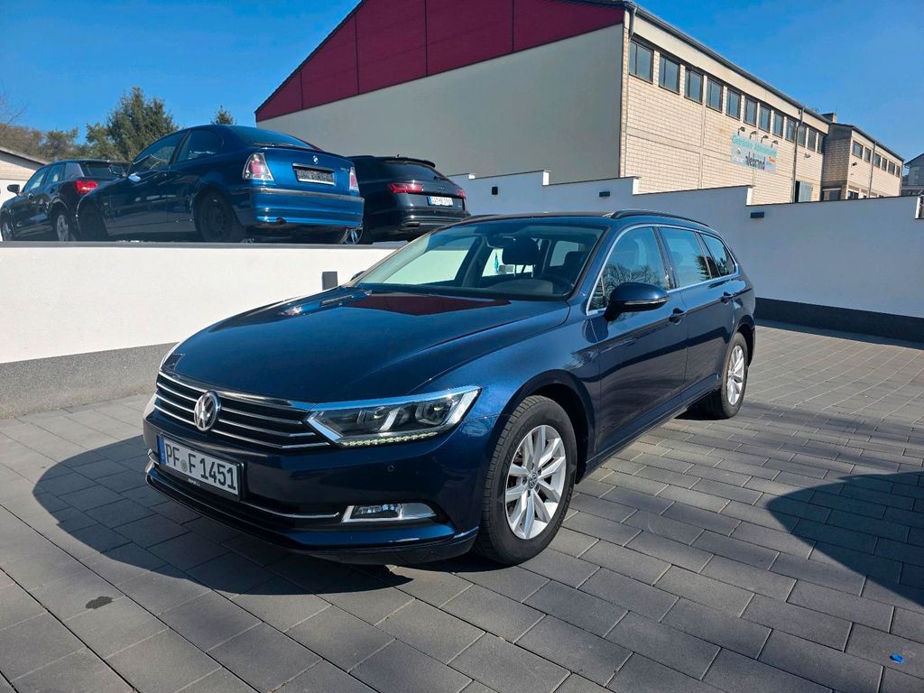 Image of Volkswagen Passat