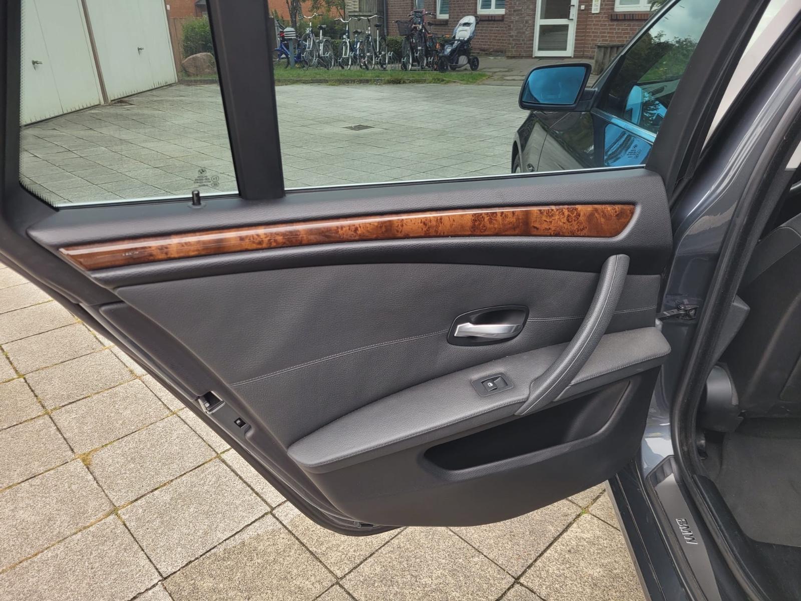 BMW 525 2008 — photo 13