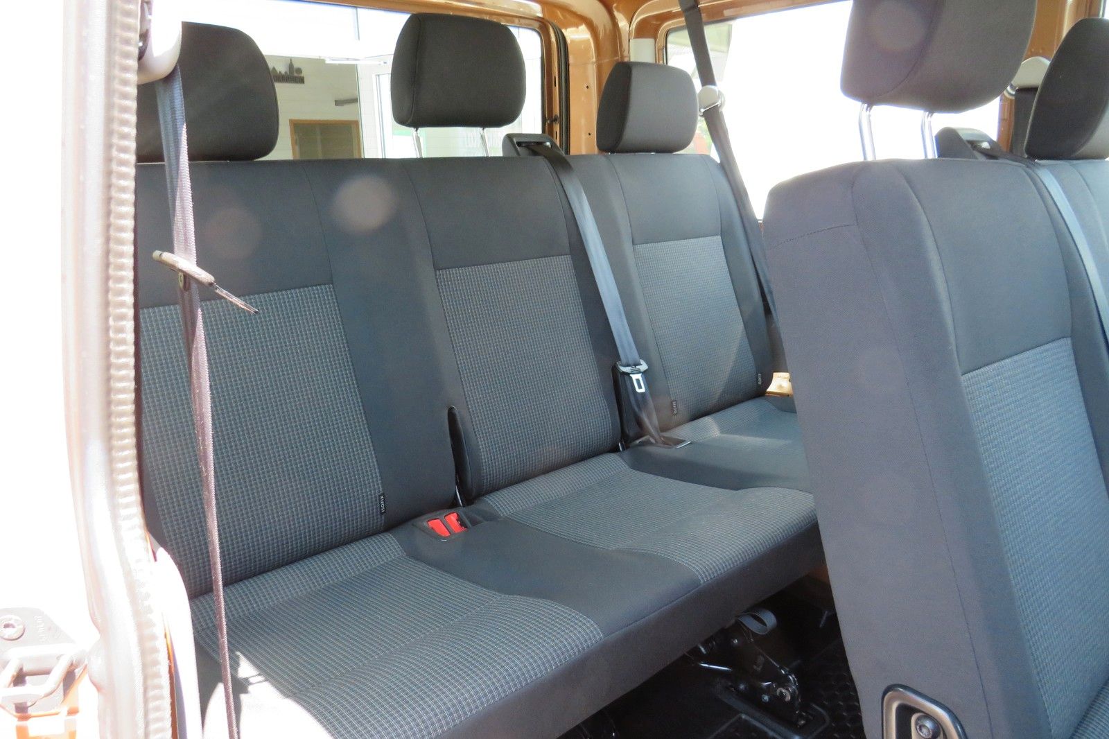 Fahrzeugabbildung Volkswagen T6.1 Kombi TDI 9SITZE GRA PDC APP-CONNECT SITZH.