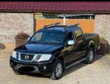 Nissan Navara 3.0 dCi 4 porte Double Cab LE V6 P - Nissan Navara: V6