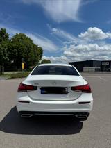 Mercedes-Benz     Mercedes A180 Limousine Automatik - gebrauchte Mercedes-Benz A 180 aus dem Jahr 2020