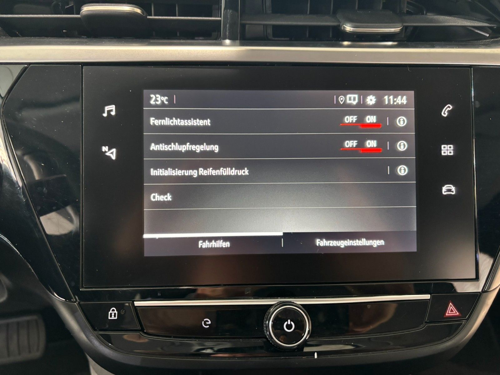 Fahrzeugabbildung Opel Corsa-e F ELEGANCE 3-PHASIG NAVI/LED/KAMERA/DAB+