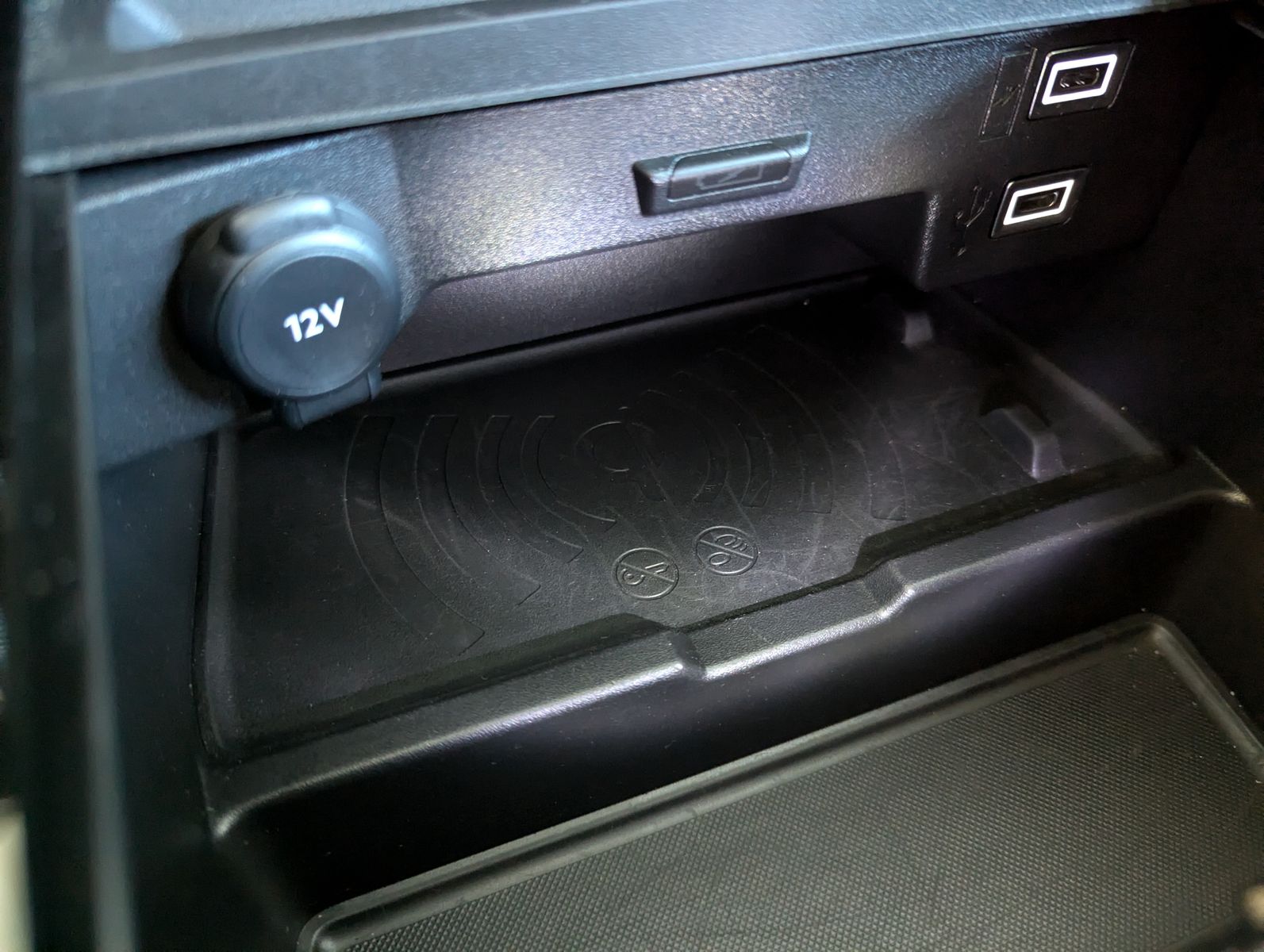 OPEL Astra 1.2 Ultimate Leder-Nappa Sitzlüft AHK Pano - Image 24