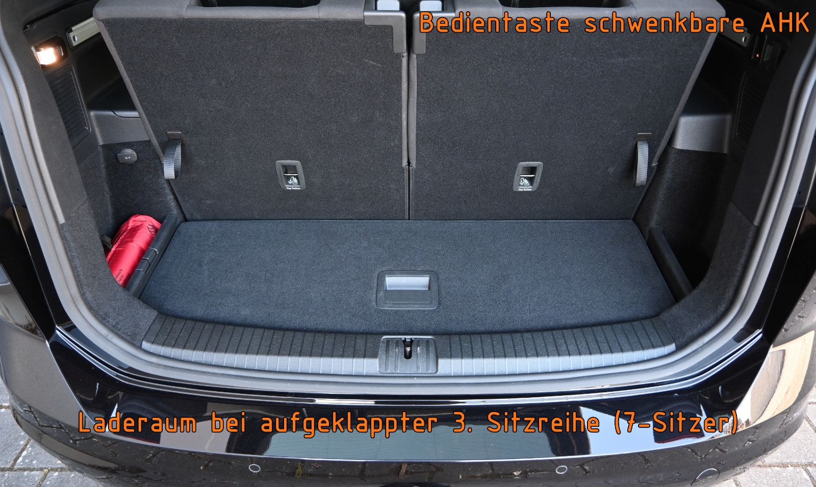 Fahrzeugabbildung Volkswagen Touran 1.5 TSI DSG °ACC°AHK°PANO°STHZ°DYNAUDIO°