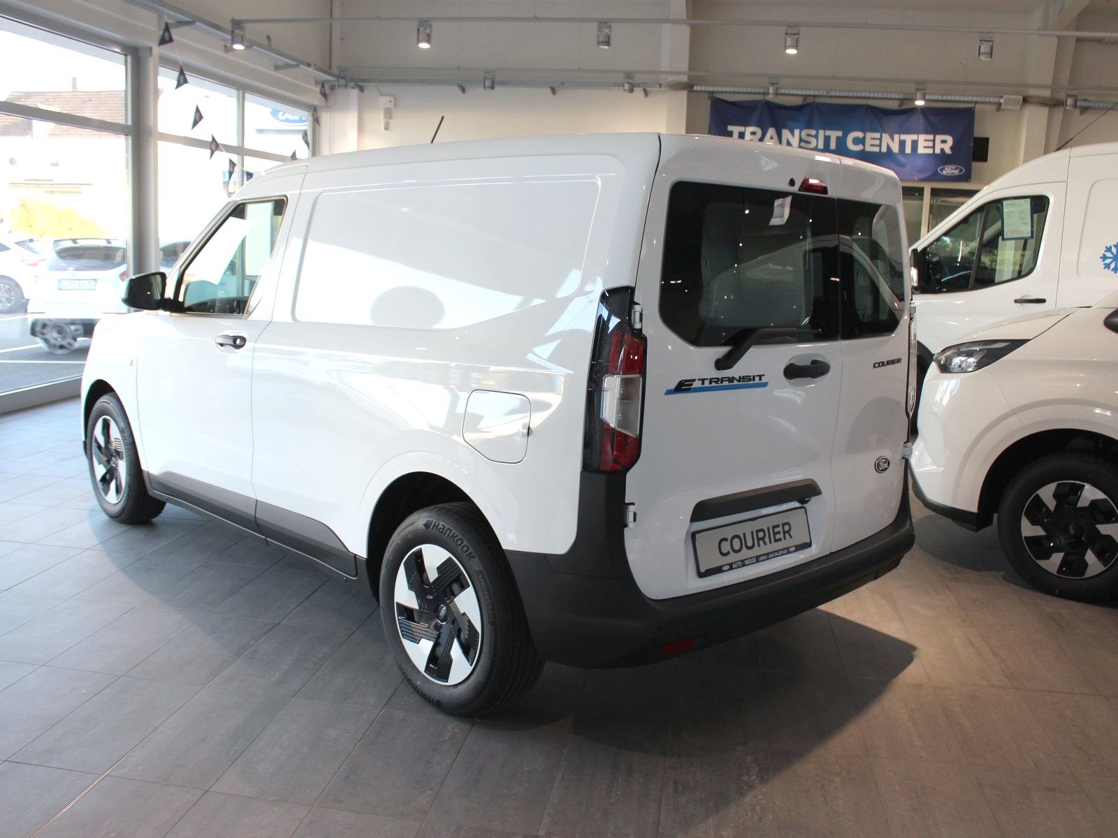 Fahrzeugabbildung Ford Transit Courier BEV Trend