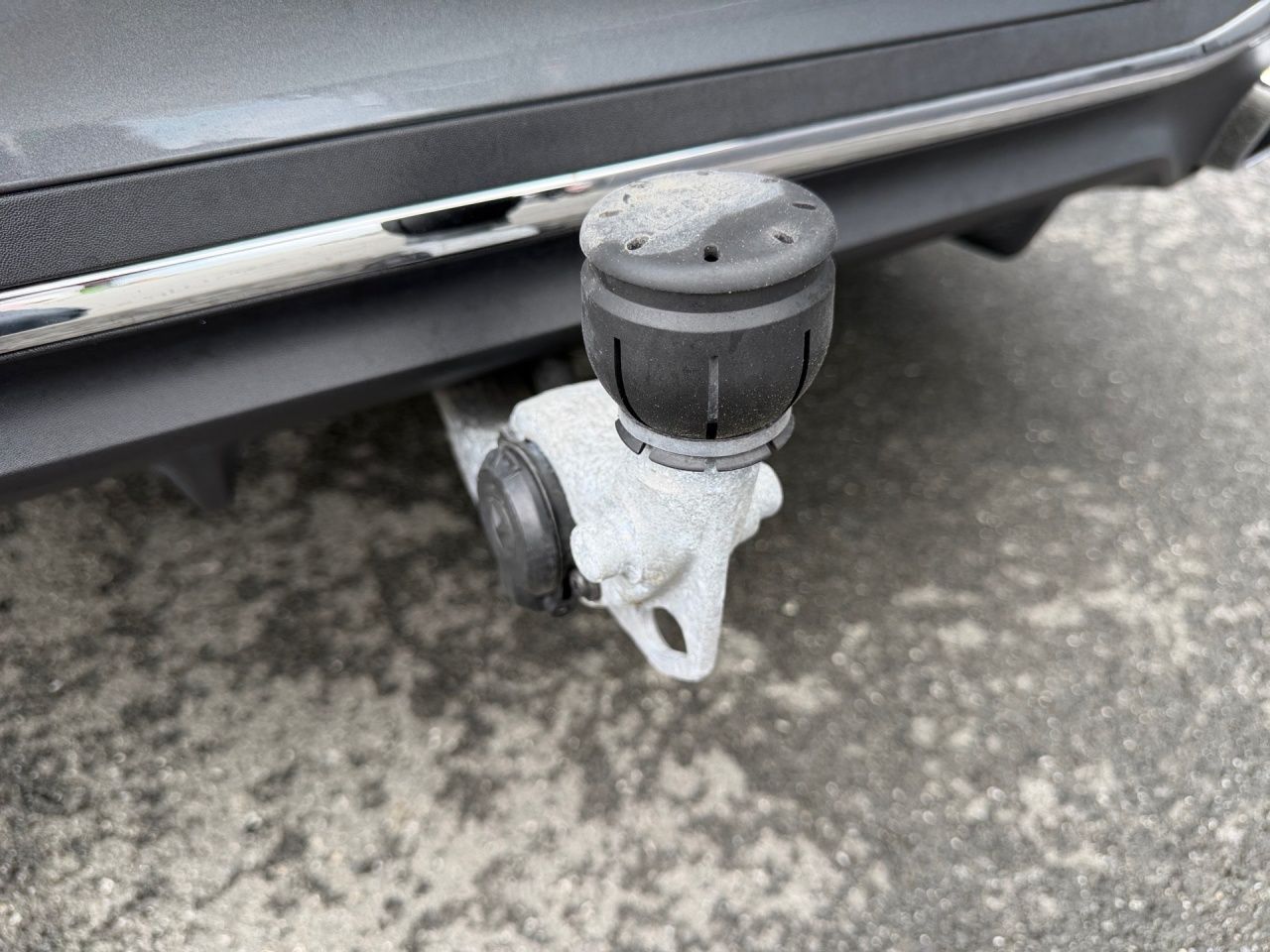Fahrzeugabbildung Mercedes-Benz C 300 de T AMG PREM+AHK+DIG.LIGHT+DISTR+360+KEY