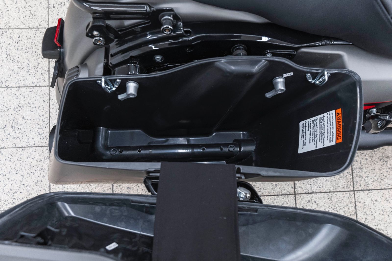 Fahrzeugabbildung Harley-Davidson FLTRX TOURING ROAD GLIDE