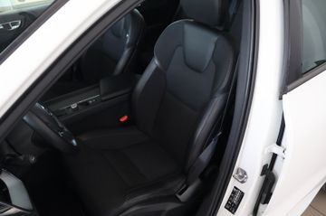Volvo XC60 Momentum LED 360 Kamera CarPlay