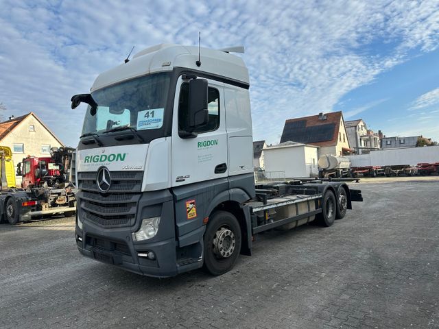 Mercedes-Benz Actros 2542 / Retarder / Standklima