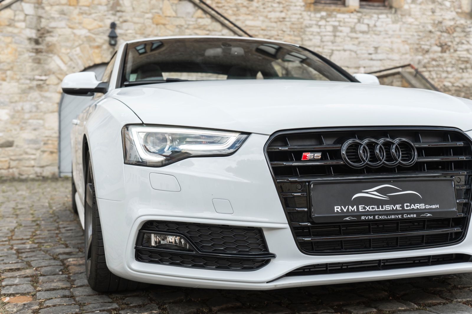 Fahrzeugabbildung Audi S5 3.0 TFSI S Coupe quattro B&O TOTW TEMPO NAV