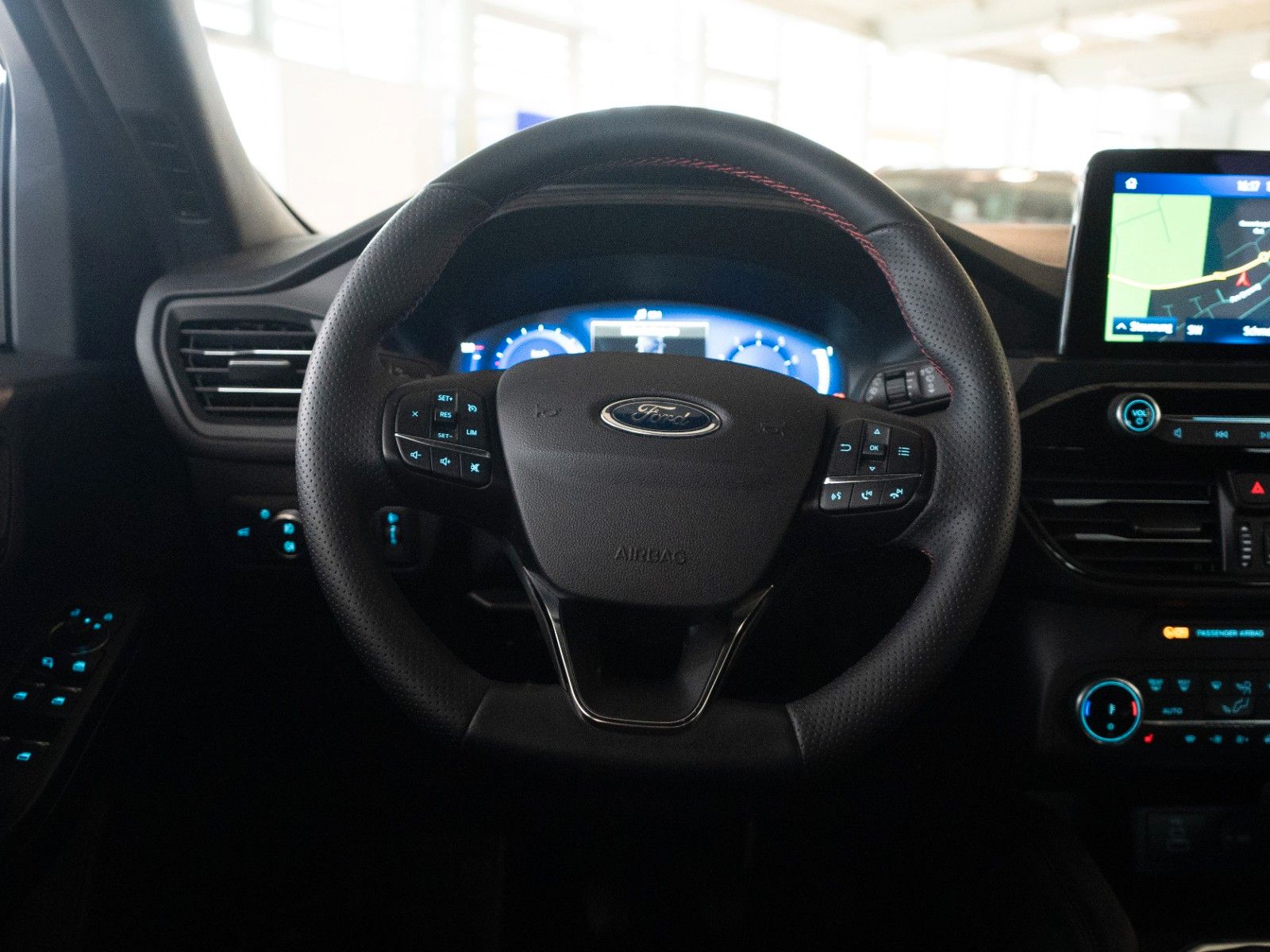 Fahrzeugabbildung Ford Kuga ST-Line KEYLESS/KAMERA/NAVI/WINTER-P.