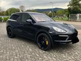 Porsche Cayenne Turbo, Voll Keramik - Porsche Cayenne aus 2010: Turbo